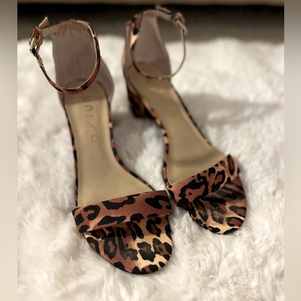 Unisa Mini Heel